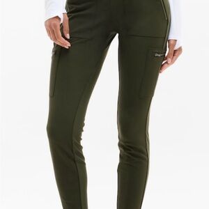 Athleta  Headlands Hybrid Cargo Leggings